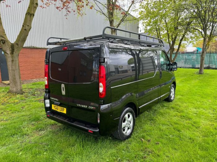 Vauxhall Vivaro 2.0CDTI [115PS] Sportive Van 2.7t Panel Van Diesel Black