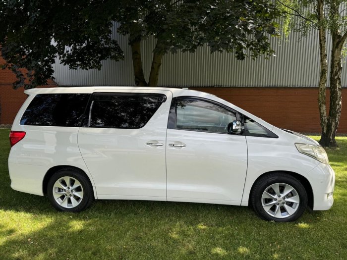 Toyota Alphard 3.5 V6 Estate Petrol Pearl