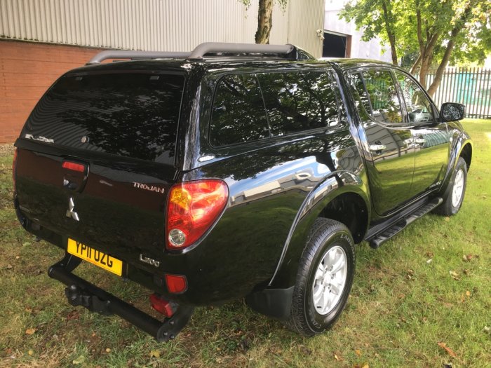 Mitsubishi L200 2.5 Double Cab DI-D Trojan 4WD 134Bhp [2010] Pick Up Diesel Black