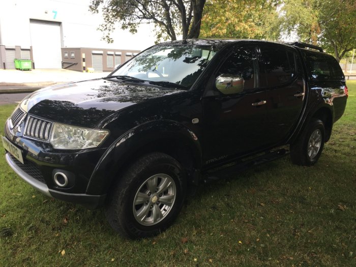 Mitsubishi L200 2.5 Double Cab DI-D Trojan 4WD 134Bhp [2010] Pick Up Diesel Black