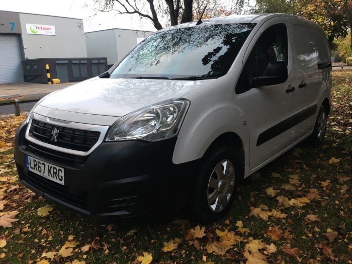 Peugeot Partner 625 1.6 BlueHDi 75 Professional Van Panel Van Diesel White