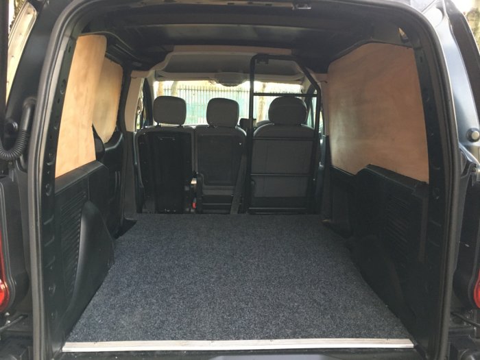 Citroen Berlingo 1.6 HDi 625Kg Enterprise 75ps Panel Van Diesel Black