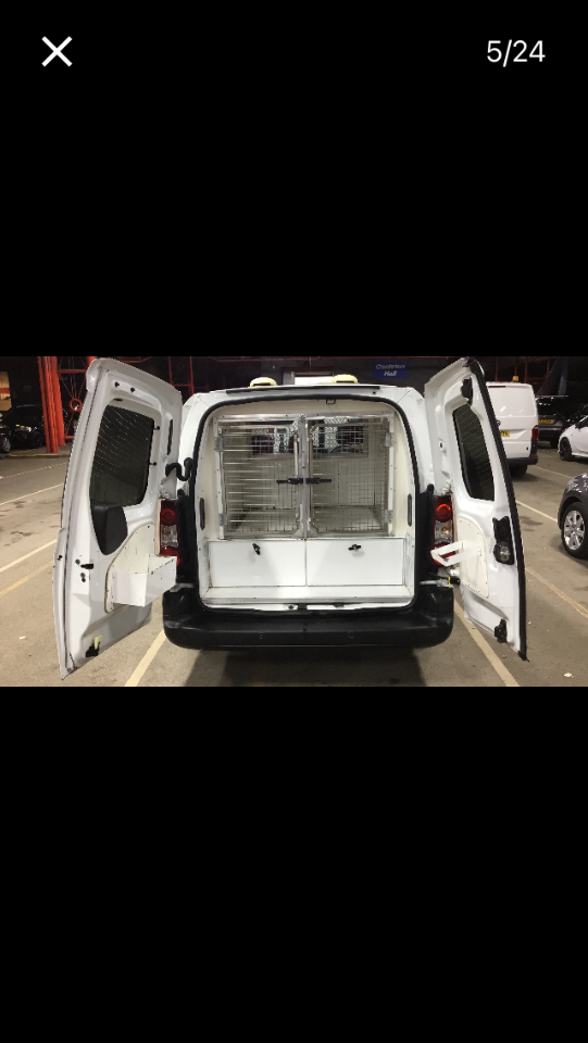 Citroen Berlingo 1.6 HDi 750Kg LX 90ps LWB DOG WALKING VAN Panel Van Diesel White