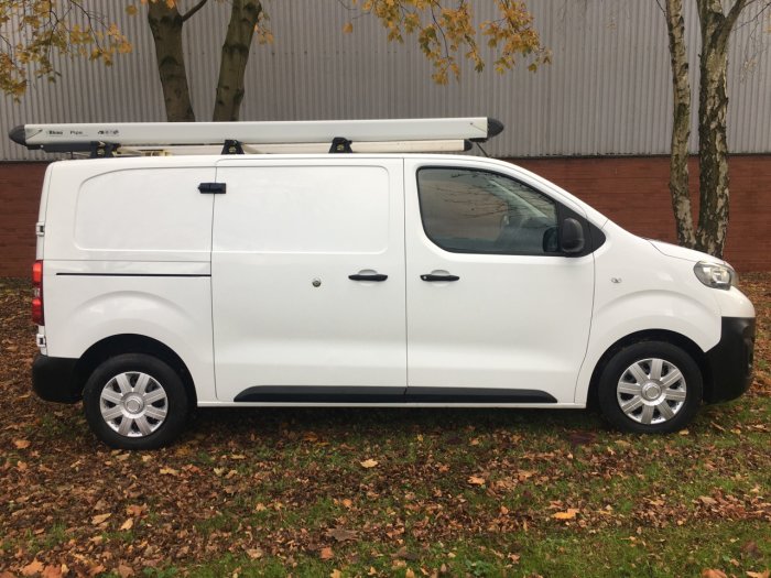 Peugeot Expert 1400 2.0 BlueHDi 120 S Van Panel Van Diesel White