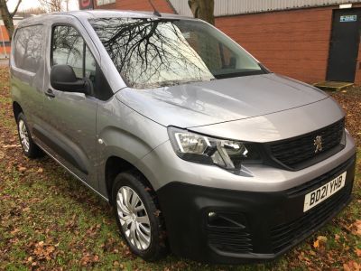 Peugeot Partner 1000 1.5 BlueHDi 100 Professional Van Panel Van Diesel GreyPeugeot Partner 1000 1.5 BlueHDi 100 Professional Van Panel Van Diesel Grey at Chequered Flag GB LTD Leeds