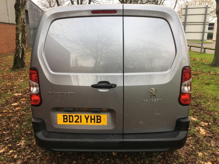 Peugeot Partner 1000 1.5 BlueHDi 100 Professional Van Panel Van Diesel Grey