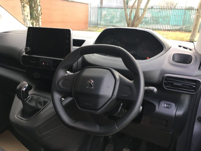 Peugeot Partner 1000 1.5 BlueHDi 100 Professional Van Panel Van Diesel Grey