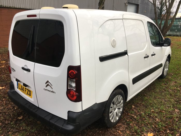 Citroen Berlingo 1.6 HDi 750Kg LX 90ps LWB DOG WALKING VAN Panel Van Diesel White