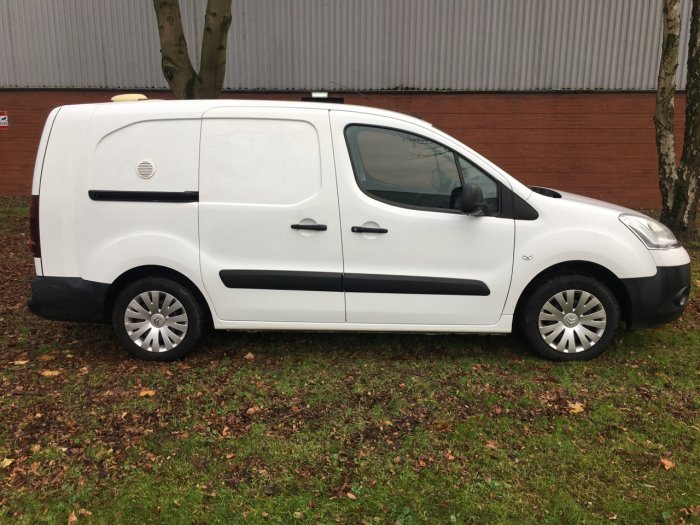 Citroen Berlingo 1.6 HDi 750Kg LX 90ps LWB DOG WALKING VAN Panel Van Diesel White