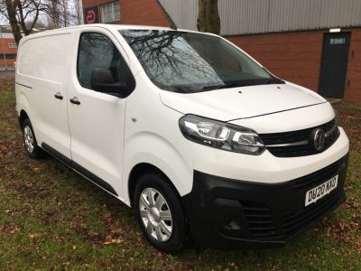 Vauxhall Vivaro 3100 2.0d 120PS Edition H1 Van Panel Van Diesel WhiteVauxhall Vivaro 3100 2.0d 120PS Edition H1 Van Panel Van Diesel White at Chequered Flag GB LTD Leeds