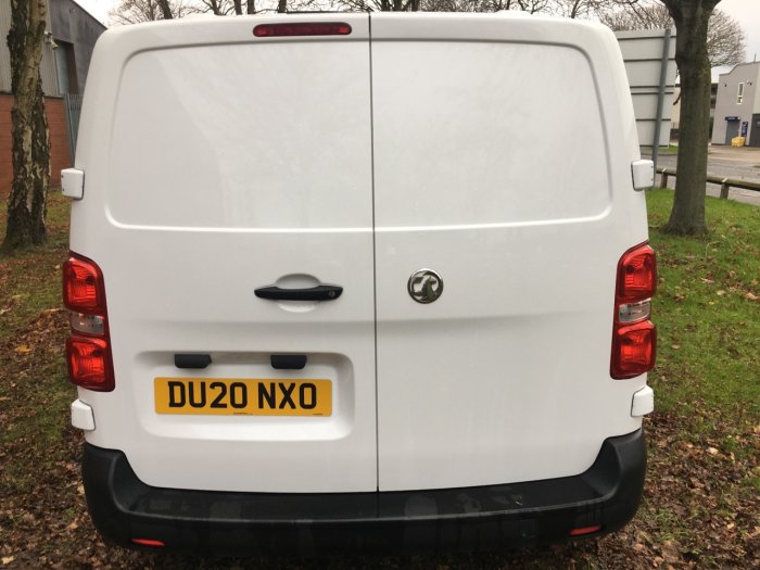 Vauxhall Vivaro 3100 2.0d 120PS Edition H1 Van Panel Van Diesel White