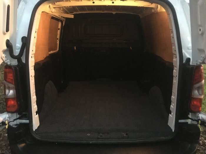 Peugeot Partner 1000 1.5 BlueHDi 100 Professional Van Panel Van Diesel White