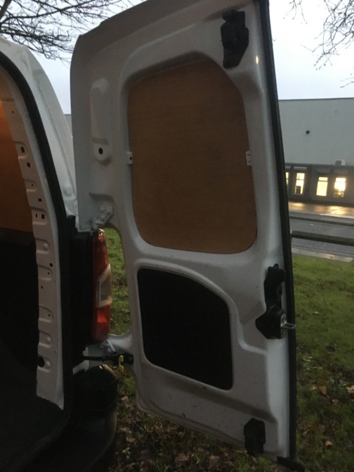 Peugeot Partner 1000 1.5 BlueHDi 100 Professional Van Panel Van Diesel White