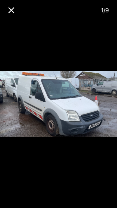 Ford Transit Connect 1.8 Low Roof Van TDCi 75ps Panel Van Diesel WhiteFord Transit Connect 1.8 Low Roof Van TDCi 75ps Panel Van Diesel White at Chequered Flag GB LTD Leeds