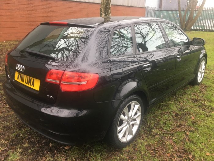 Audi A3 1.6 TDI Sport 5dr S Tronic Hatchback Diesel Black