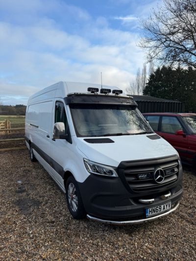 Mercedes-Benz Sprinter 2.1 3.5t H3 L4 Automatic Van Panel Van Diesel WhiteMercedes-Benz Sprinter 2.1 3.5t H3 L4 Automatic Van Panel Van Diesel White at Chequered Flag GB LTD Leeds